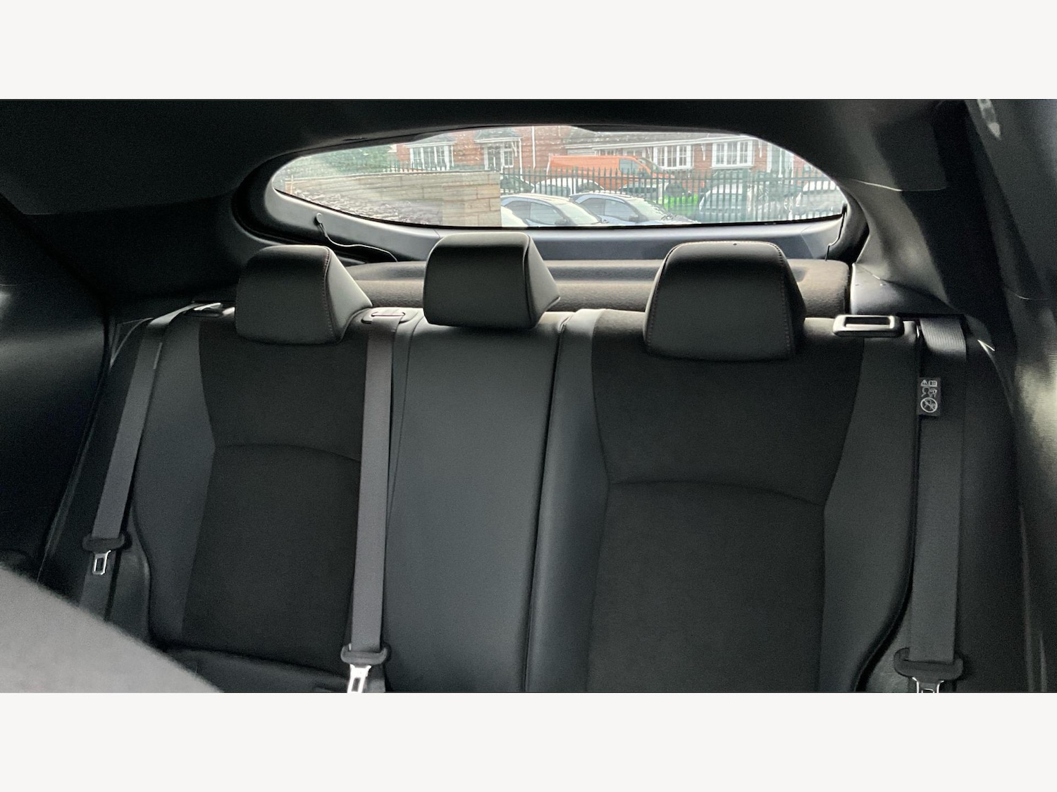 Used Toyota C-HR 2024 for sale - 77646550: Photo 26