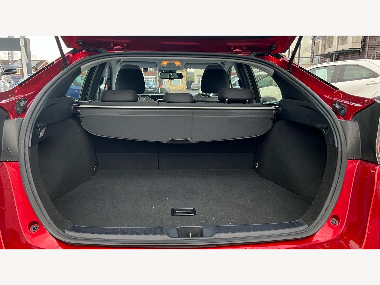 Used Toyota Prius 2016 for sale - 76446519: Photo 16