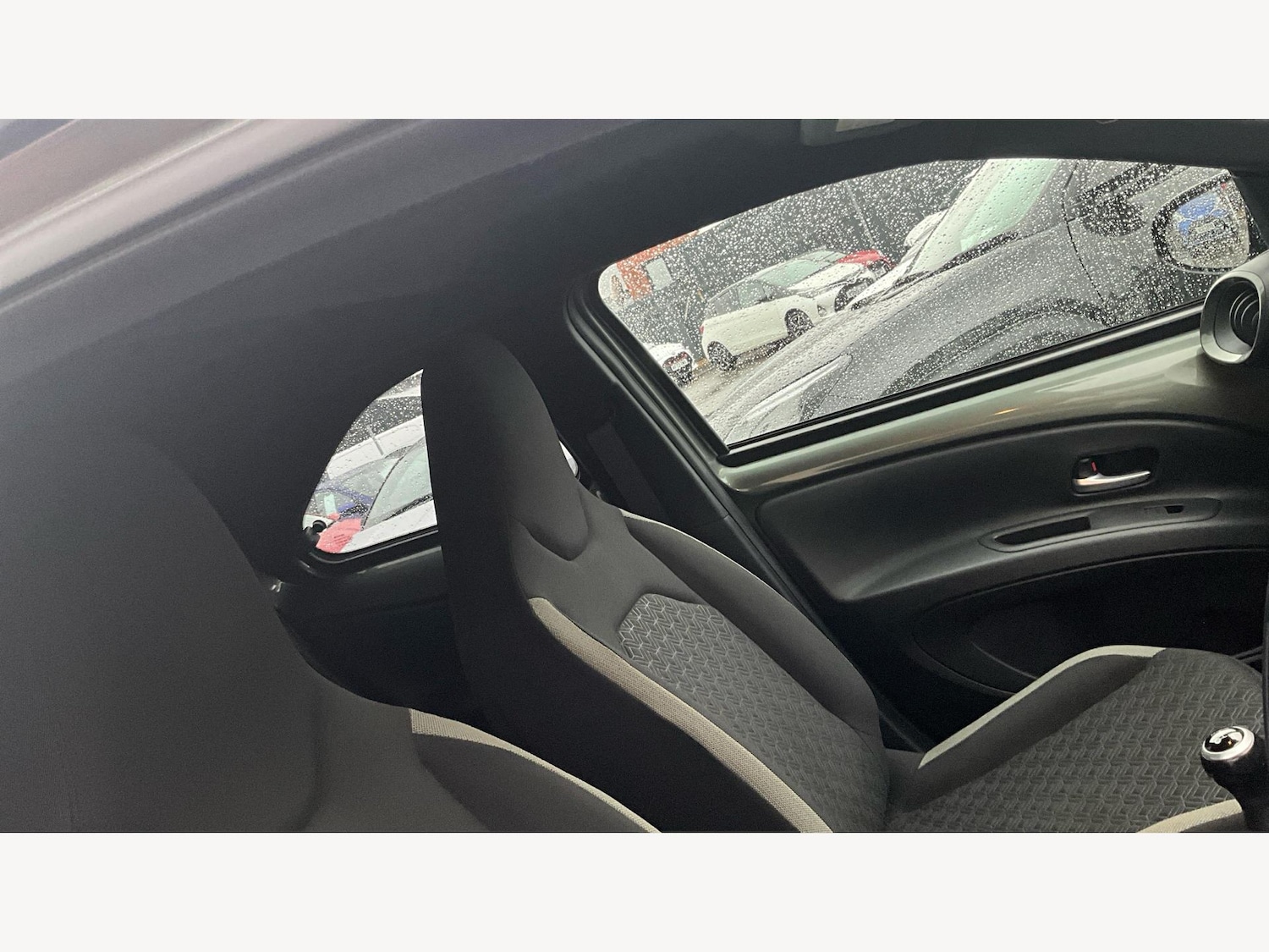 Used Toyota Aygo X 2022 for sale - 76584264: Photo 24