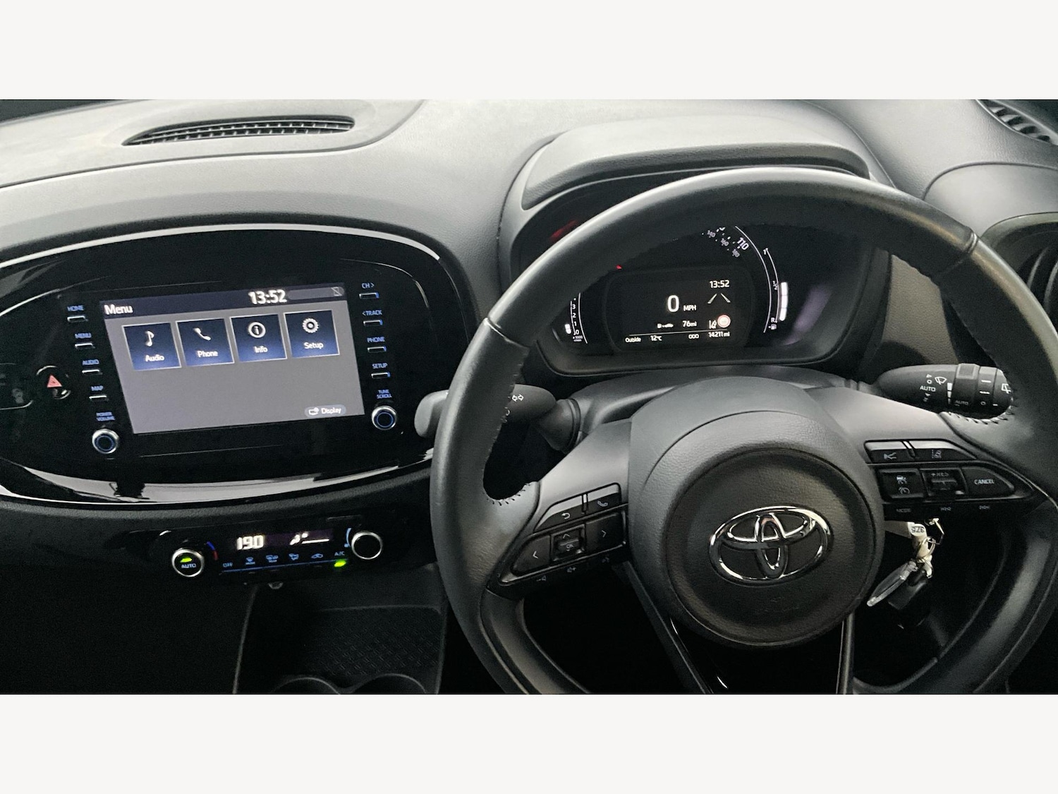 Used Toyota Aygo X 2022 for sale - 76584264: Photo 8