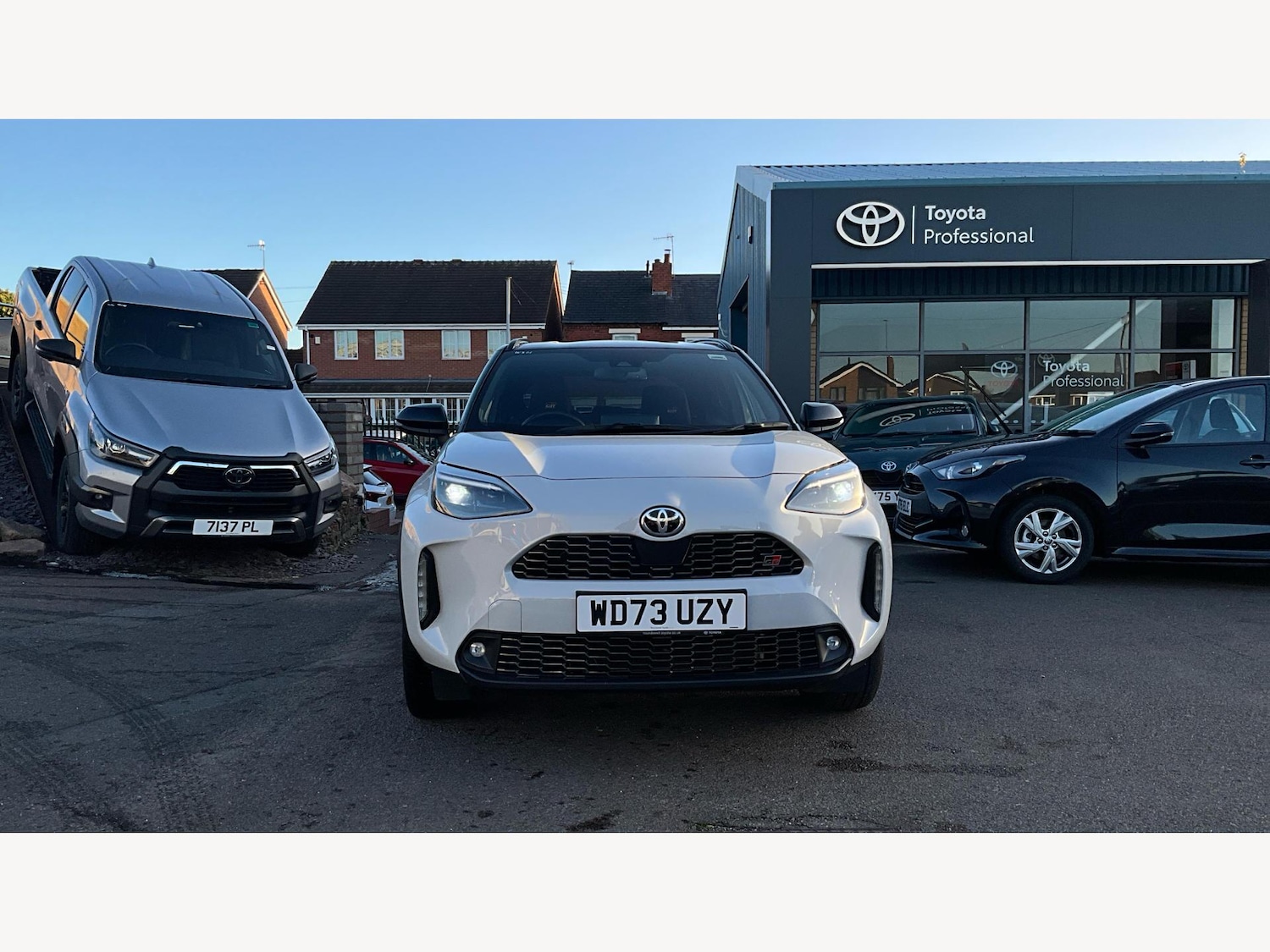 Used Toyota Yaris Cross 2024 for sale - 76634005: Photo 17