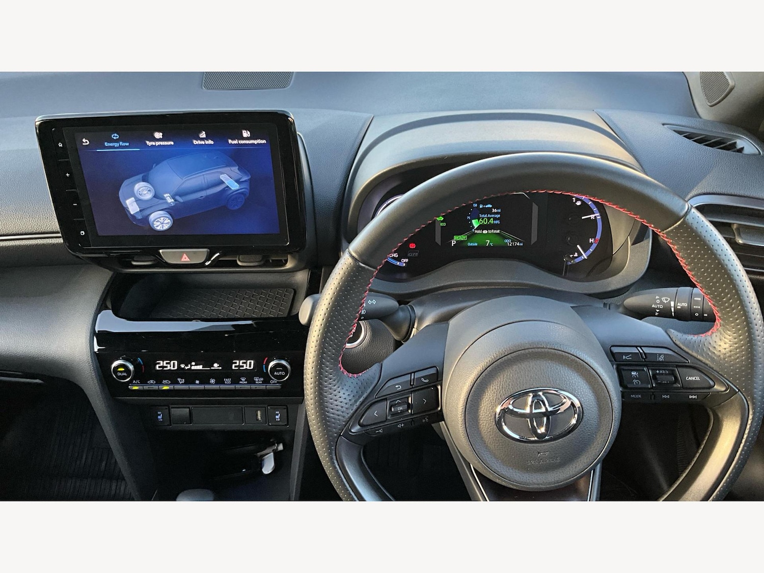 Used Toyota Yaris Cross 2024 for sale - 76634005: Photo 7