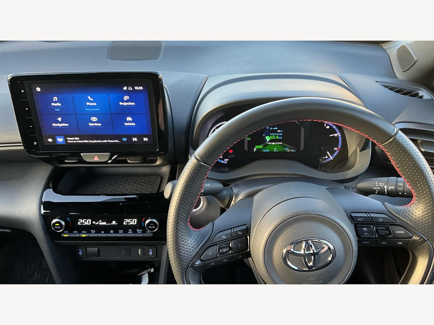 Used Toyota Yaris Cross 2024 for sale - 76634005: Photo 8