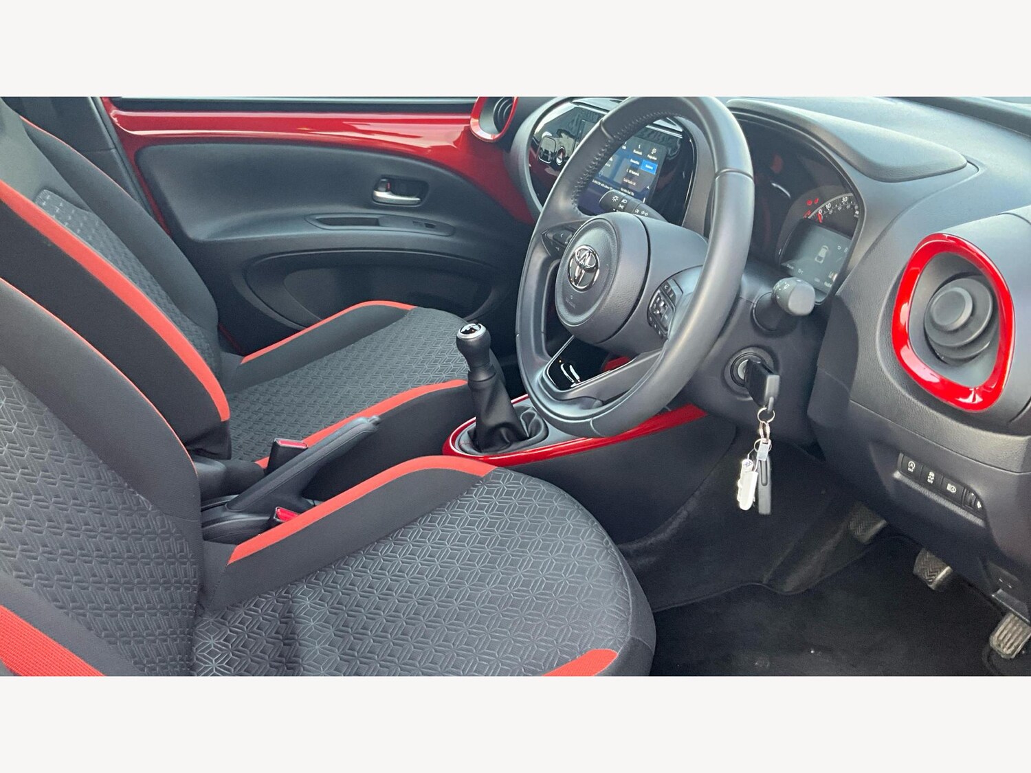 Used Toyota Aygo X 2024 for sale - 75928033: Photo 13