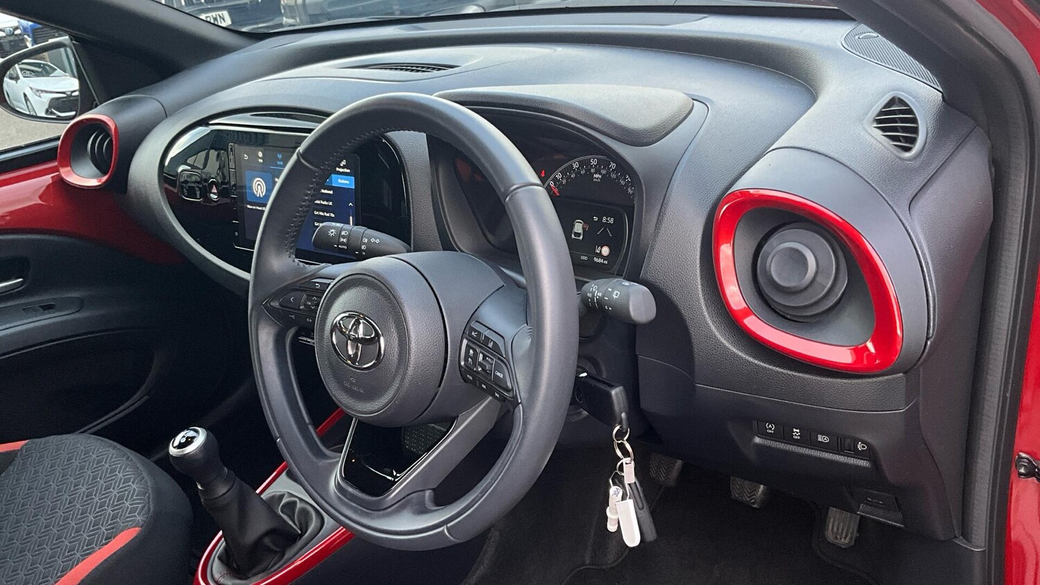 Used Toyota Aygo X 2024 for sale - 75928033: Photo 45