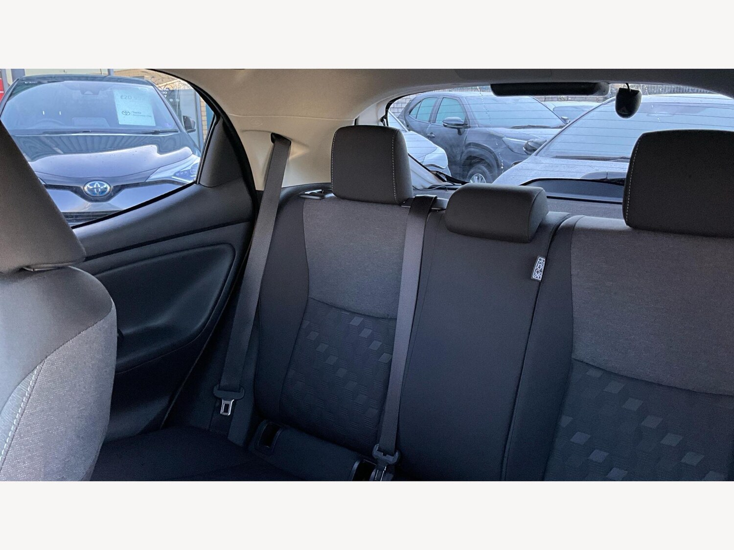 Used Toyota Yaris for sale - 77496353: Photo 25