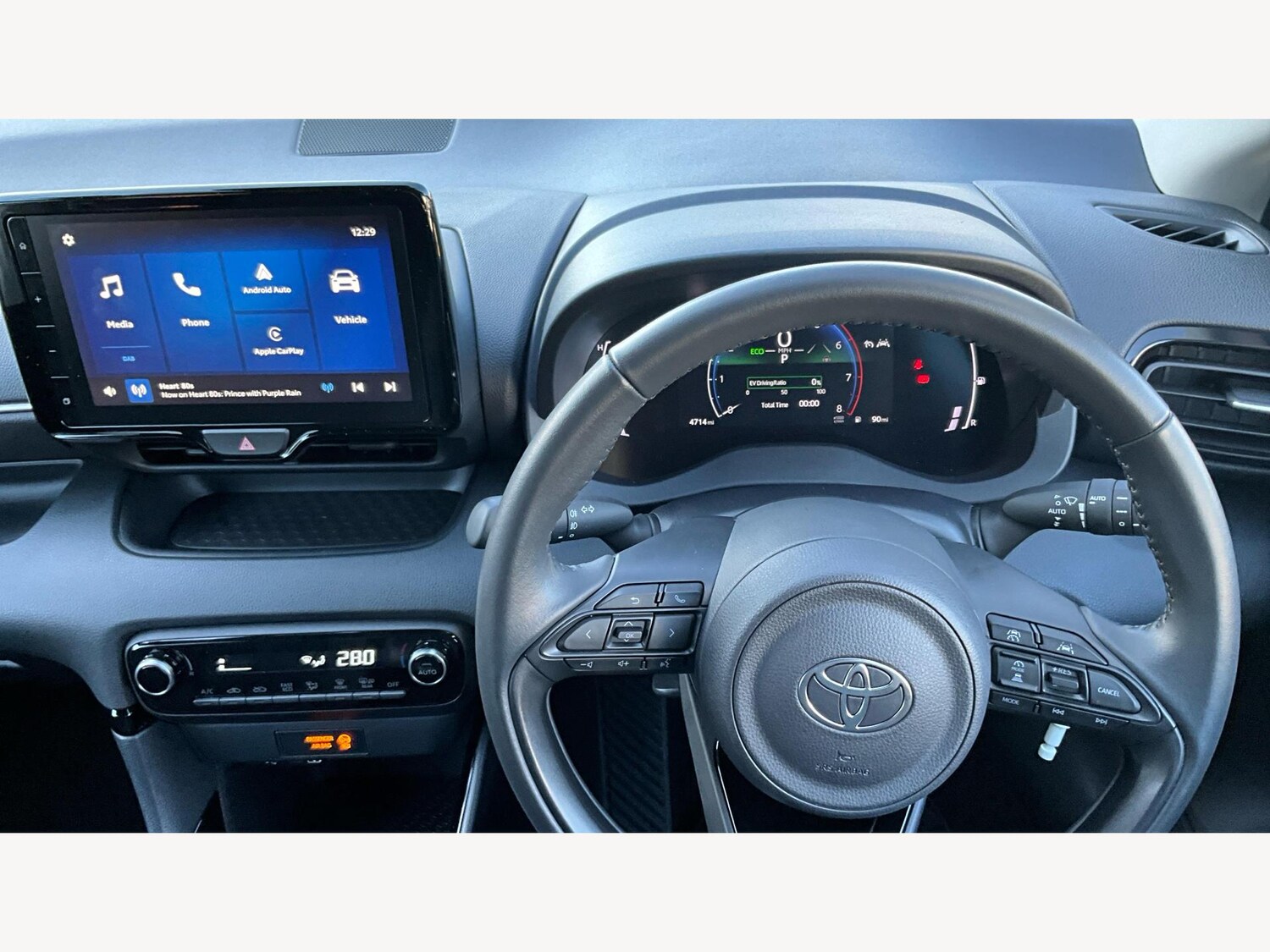 Used Toyota Yaris for sale - 77496353: Photo 8