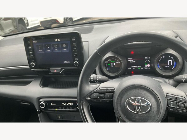 Used Toyota Yaris 2021 for sale - 76327170: Photo 10
