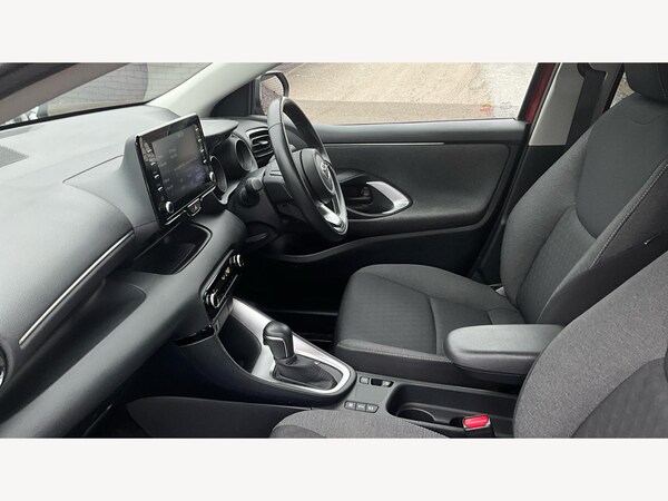 Used Toyota Yaris 2021 for sale - 76327170: Photo 12