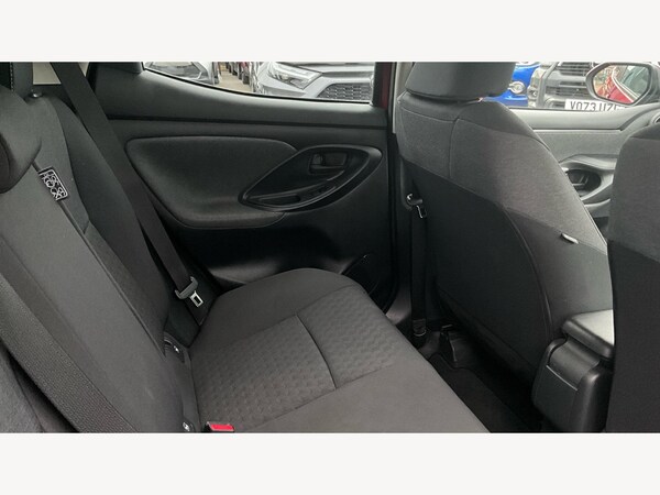 Used Toyota Yaris 2021 for sale - 76327170: Photo 14