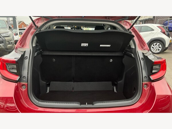 Used Toyota Yaris 2021 for sale - 76327170: Photo 16