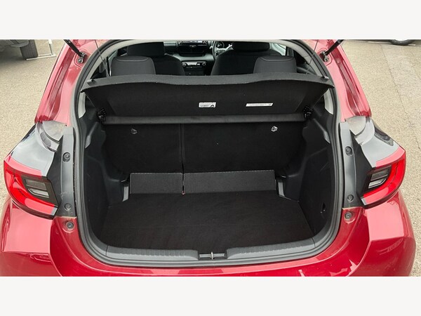 Used Toyota Yaris 2021 for sale - 76327170: Photo 23