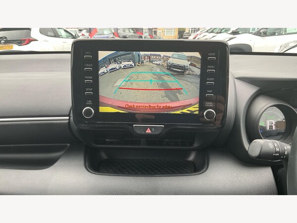 Used Toyota Yaris 2021 for sale - 76327170: Photo 33