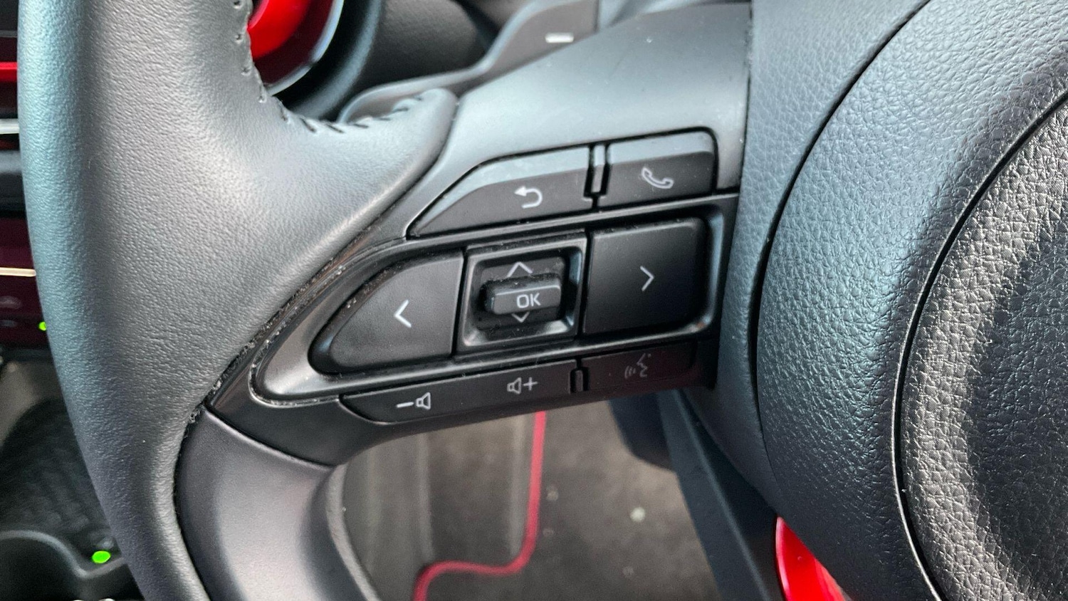 Used Toyota Aygo X for sale - 77753894: Photo 16