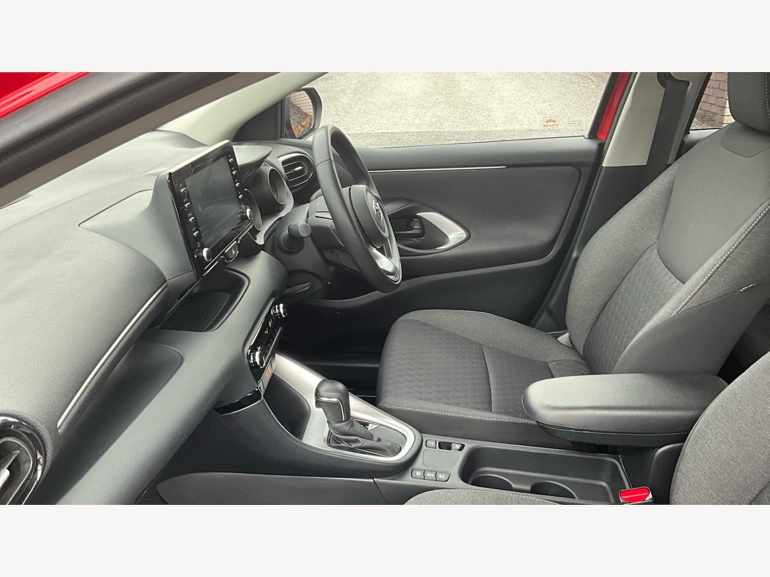 Used Toyota Yaris 2023 for sale - 77646739: Photo 12