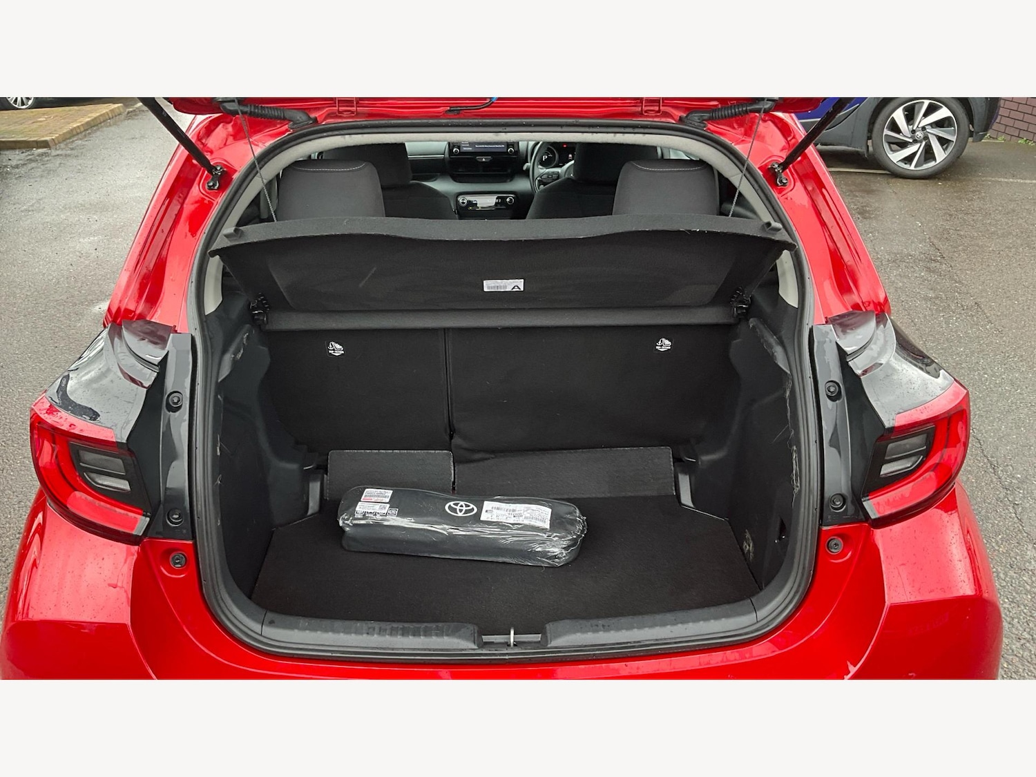 Used Toyota Yaris 2023 for sale - 77646739: Photo 23