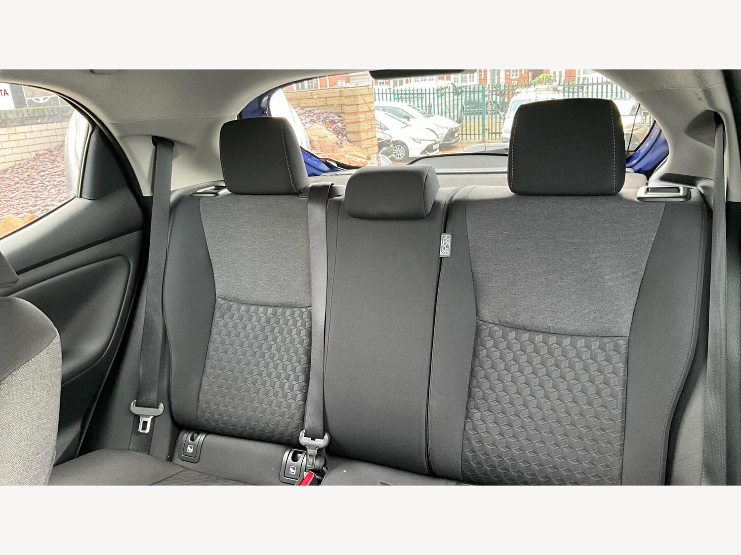 Used Toyota Yaris 2022 for sale - 77344029: Photo 26