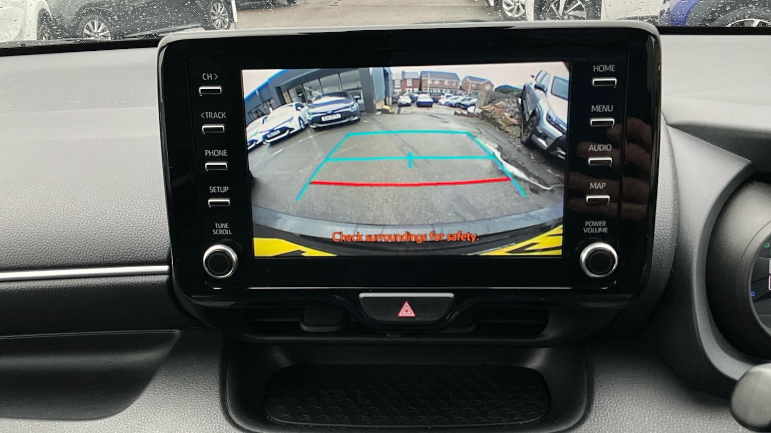 Used Toyota Yaris 2021 for sale - 77704712: Photo 33