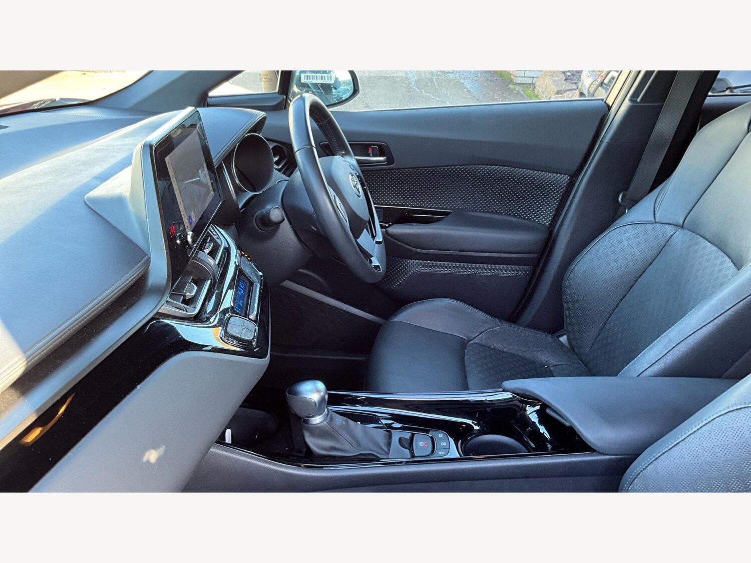 Used Toyota C-HR 2022 for sale - 76633715: Photo 12