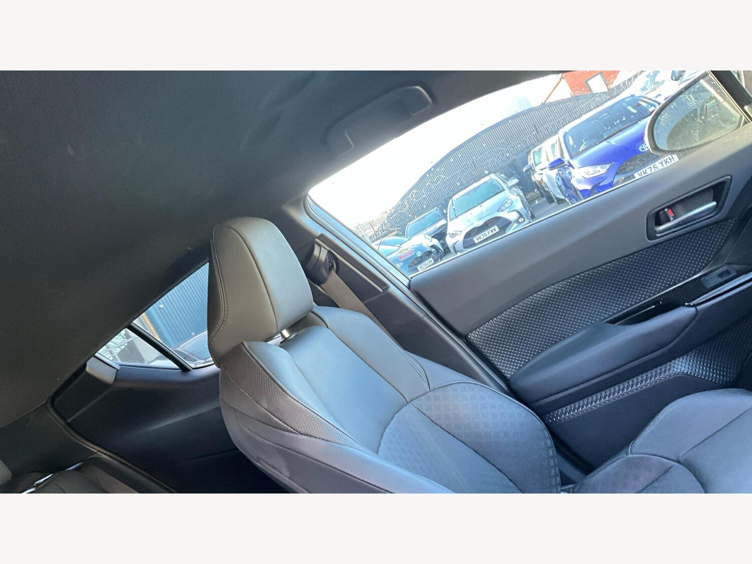 Used Toyota C-HR 2022 for sale - 76633715: Photo 24