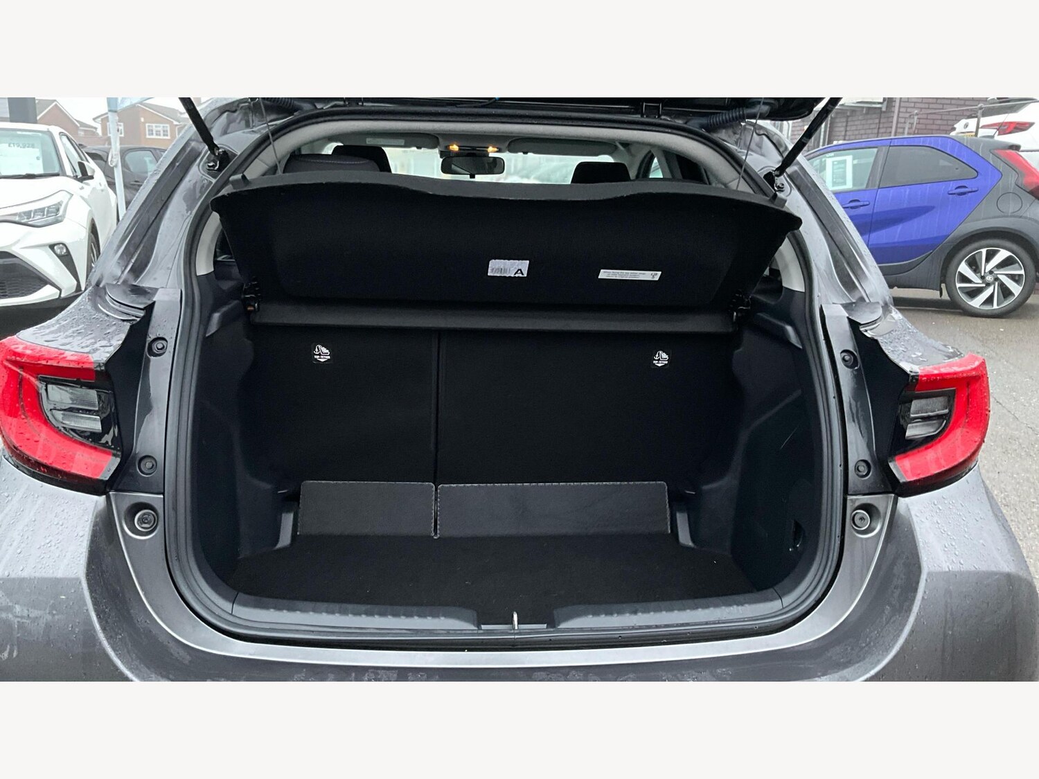 Used Toyota Yaris 2022 for sale - 77469066: Photo 16