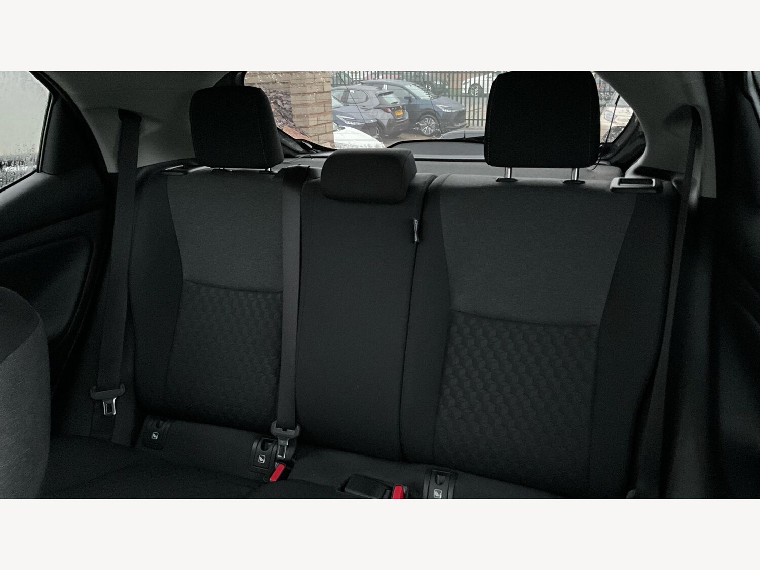 Used Toyota Yaris 2022 for sale - 77469066: Photo 26