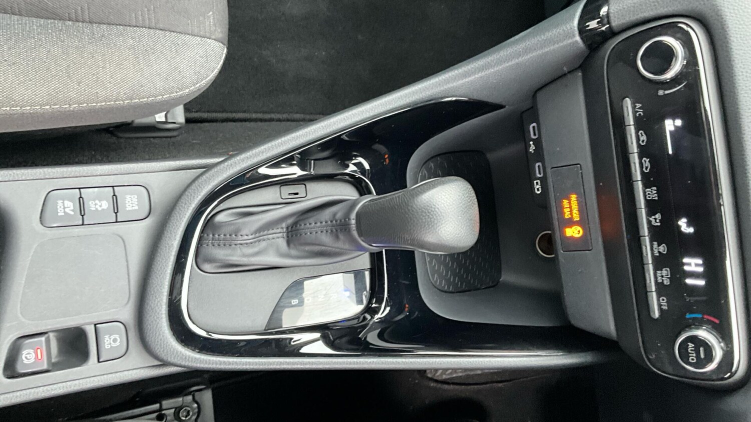 Used Toyota Yaris for sale - 77753292: Photo 43