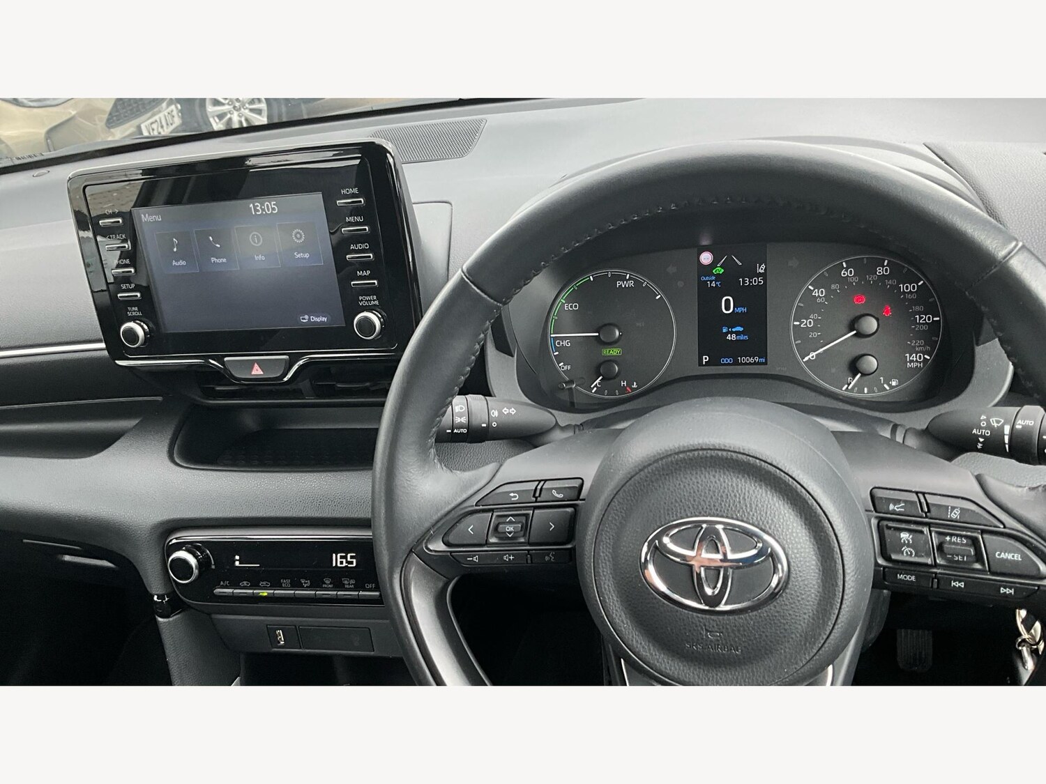 Used Toyota Yaris 2024 for sale - 77586136: Photo 10