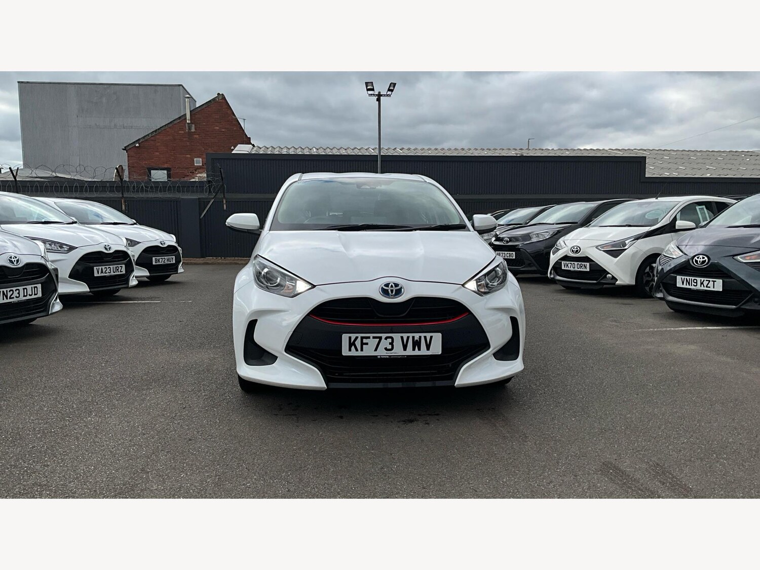 Used Toyota Yaris 2024 for sale - 77586136: Photo 17