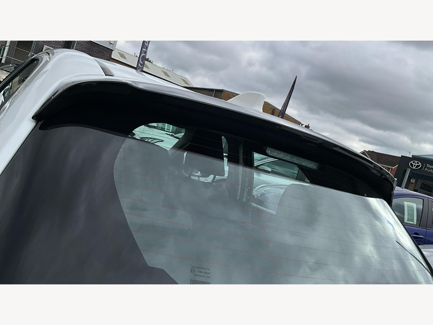 Used Toyota Yaris 2024 for sale - 77586136: Photo 28