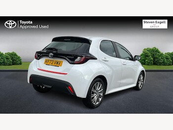 Used Toyota Yaris 2024 for sale - 77586136: Photo