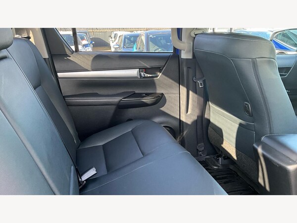 Used Toyota Hilux 2018 for sale - 74874482: Photo 14