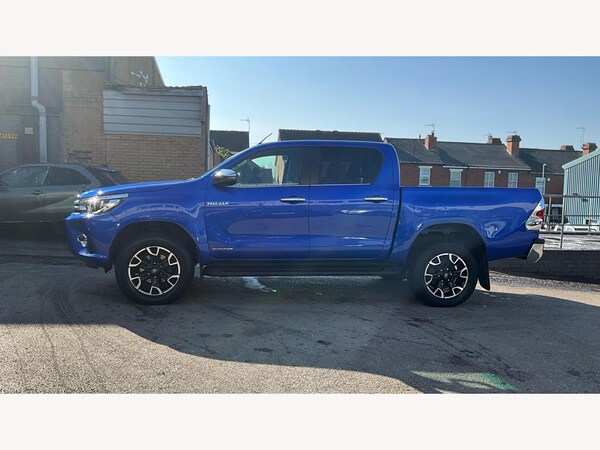 Used Toyota Hilux 2018 for sale - 74874482: Photo 19