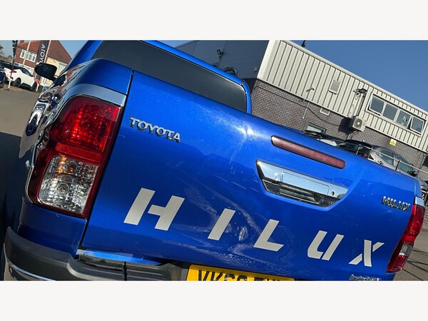 Used Toyota Hilux 2018 for sale - 74874482: Photo 26