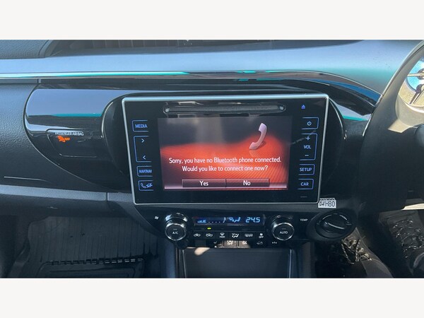 Used Toyota Hilux 2018 for sale - 74874482: Photo 27
