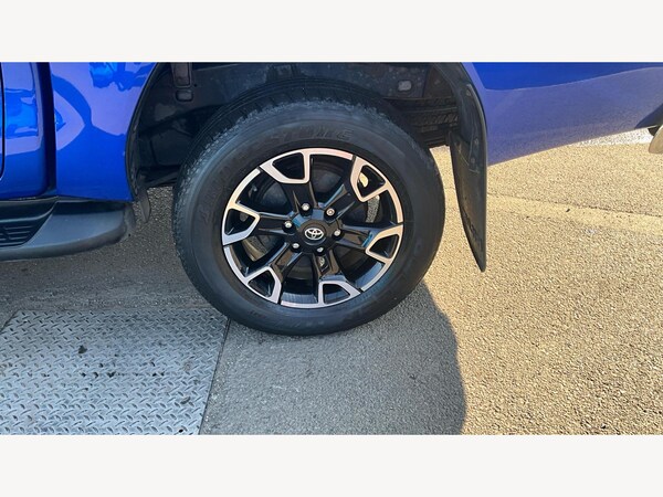 Used Toyota Hilux 2018 for sale - 74874482: Photo 35