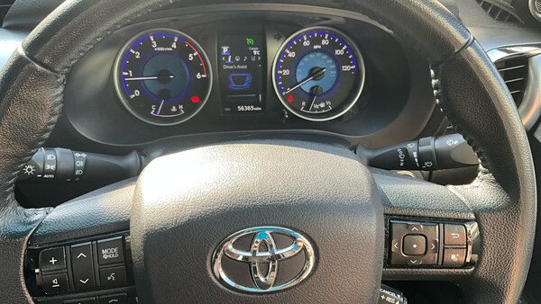 Used Toyota Hilux 2018 for sale - 74874482: Photo 72