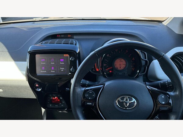 Used Toyota AYGO 2017 for sale - 76270151: Photo 10