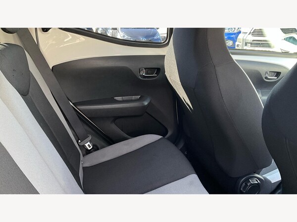 Used Toyota AYGO 2017 for sale - 76270151: Photo 14