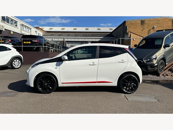 Used Toyota AYGO 2017 for sale - 76270151: Photo 19