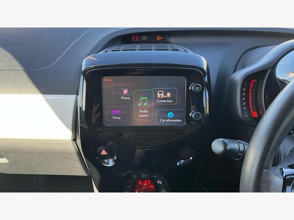 Used Toyota AYGO 2017 for sale - 76270151: Photo 31