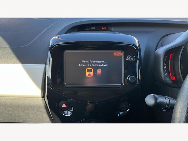 Used Toyota AYGO 2017 for sale - 76270151: Photo 9