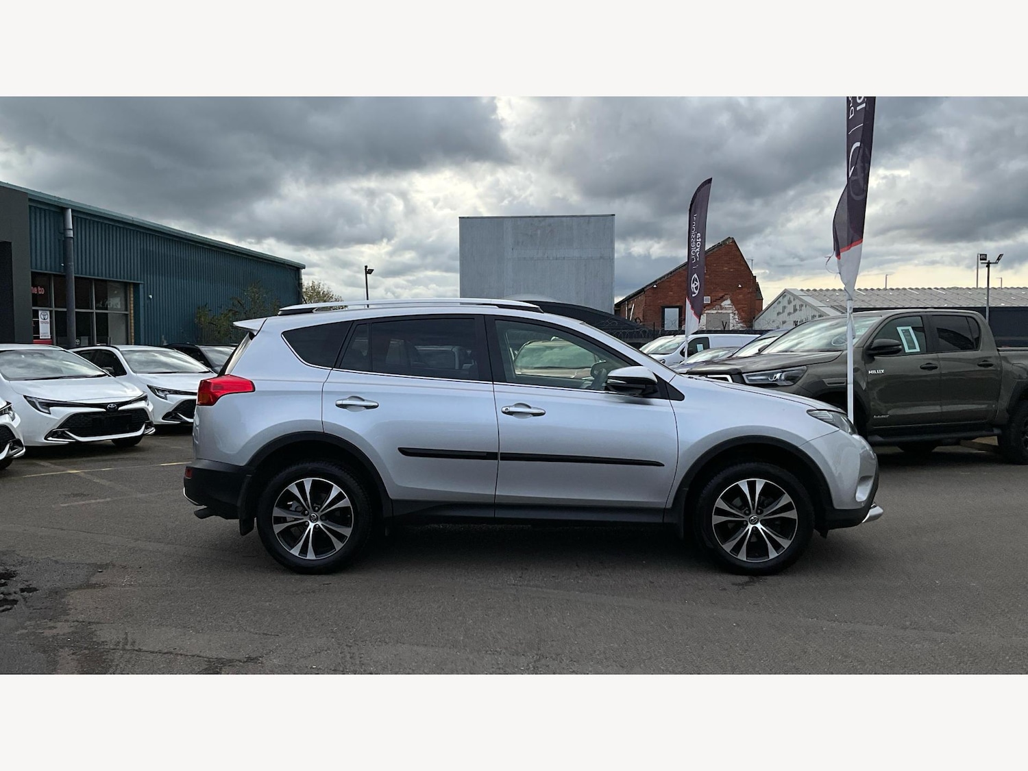 Used Toyota RAV4 2015 for sale - 76446774: Photo 18