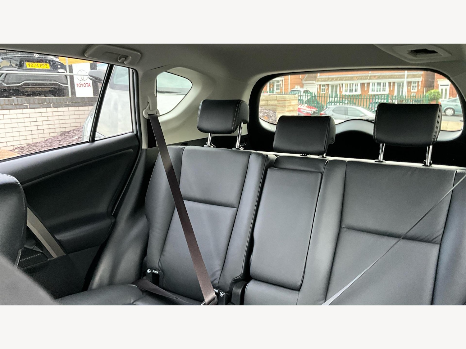 Used Toyota RAV4 2015 for sale - 76446774: Photo 25