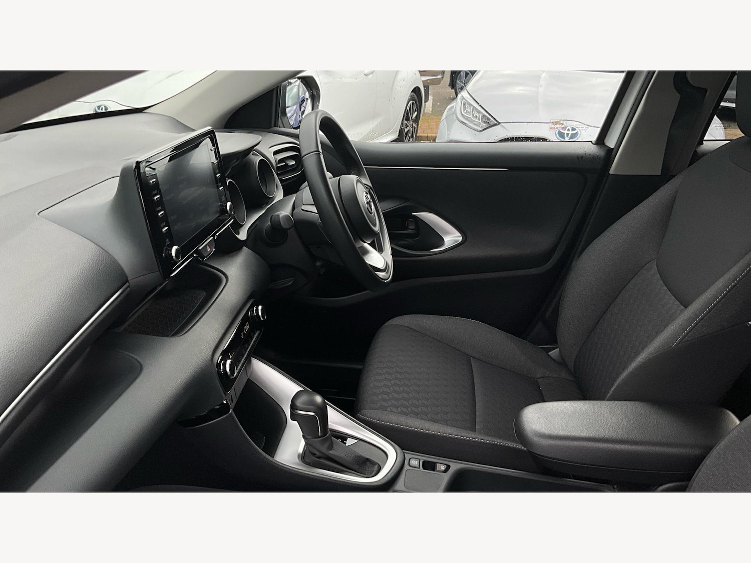 Used Toyota Yaris 2024 for sale - 76409242: Photo 12