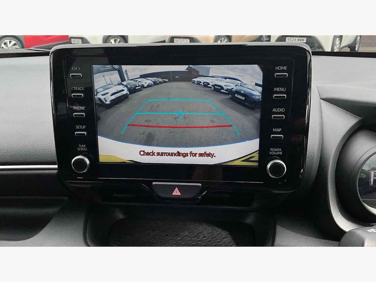 Used Toyota Yaris 2024 for sale - 76409242: Photo 33