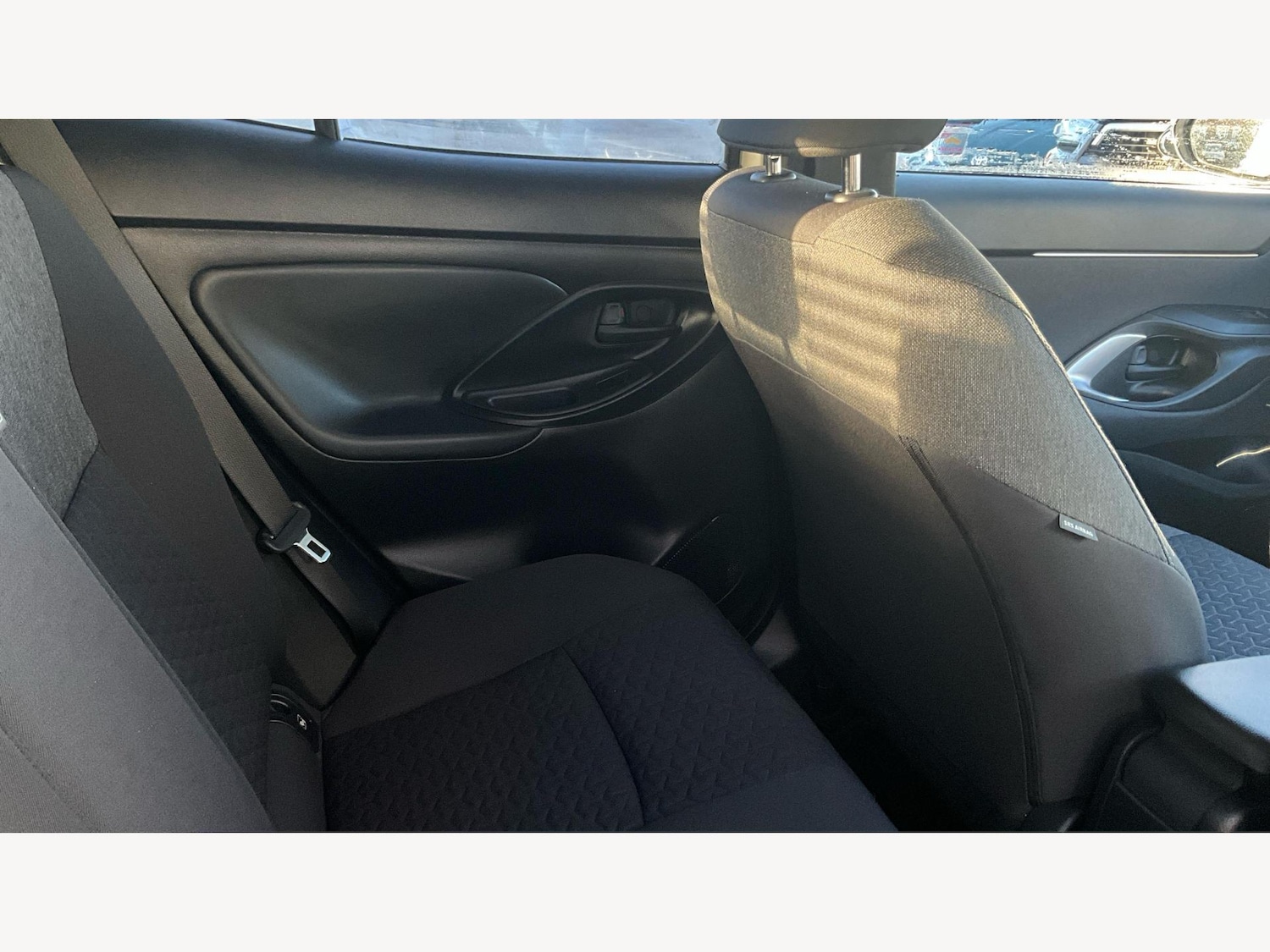 Used Toyota Yaris Cross 2023 for sale - 76633372: Photo 14