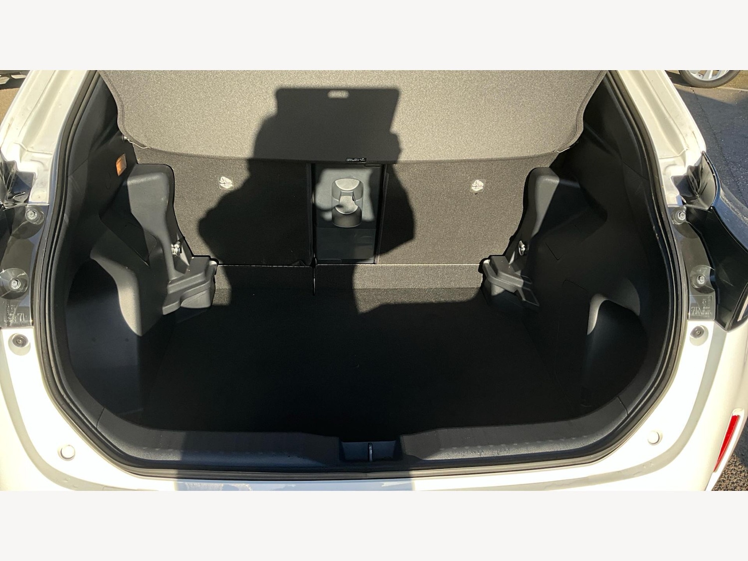 Used Toyota Yaris Cross 2023 for sale - 76633372: Photo 23