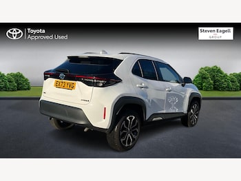 Used Toyota Yaris Cross 2023 for sale - 76633372: Photo