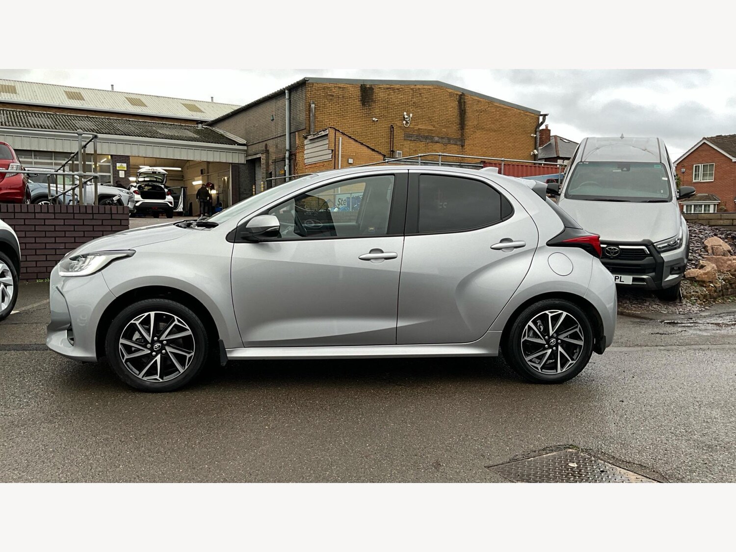 Used Toyota Yaris 2022 for sale - 76990167: Photo 19